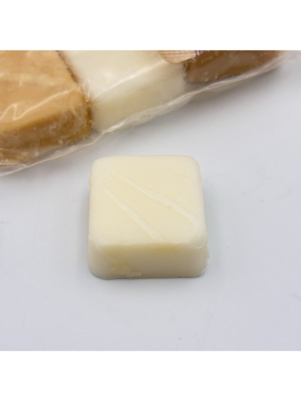 Harper James Vendor Wax Melts Two 4.2 oz Packs Summer Spring Scents Cubes Clean - Picture 5 of 10